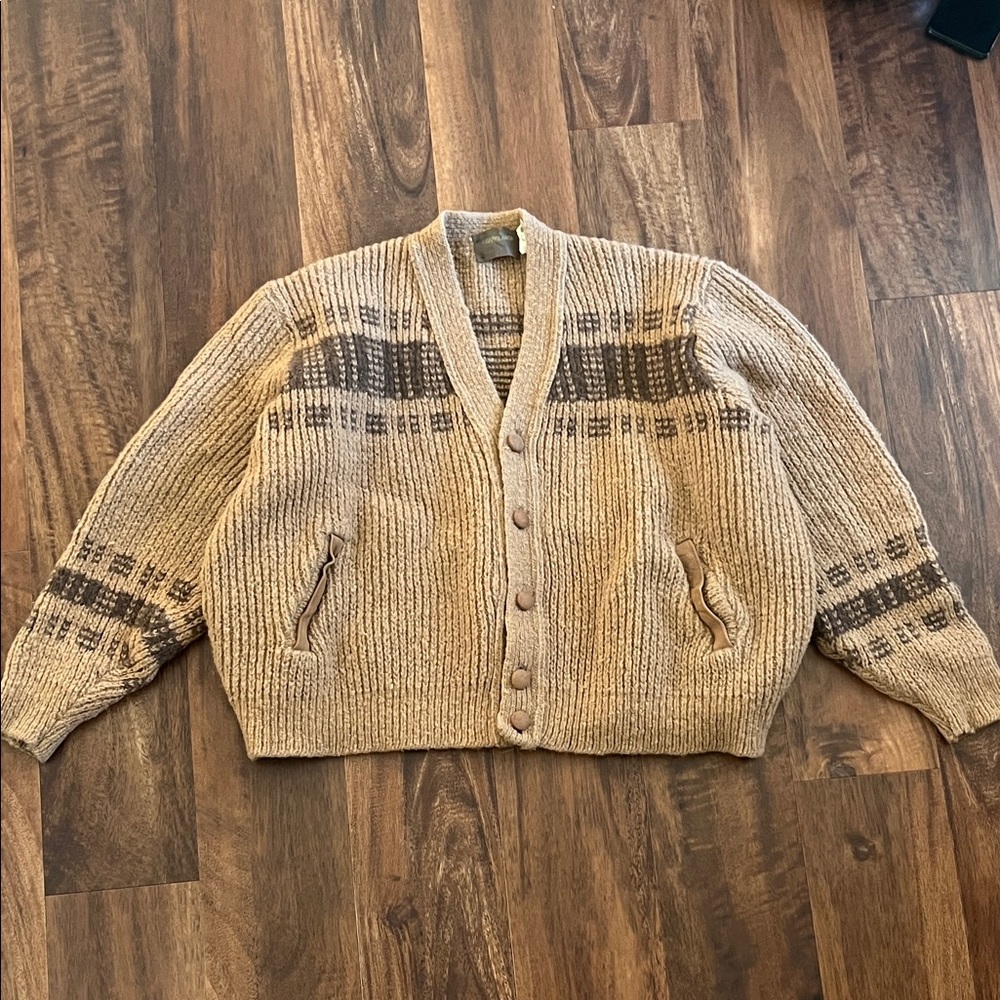Vintage Tundra virgin wool cardigan medium